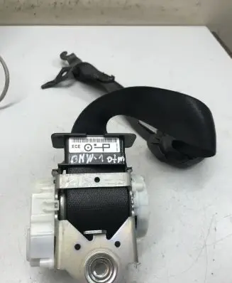 BMW 1 E81 E87 Front seatbelt 050907