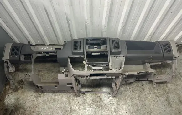 Peugeot Boxer Dashboard