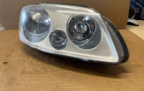 Volkswagen Caddy Headlight/headlamp 2K0941006B