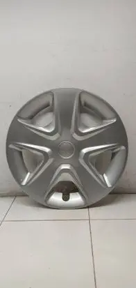 Ford Fiesta R16 wheel hub/cap/trim H1BC1130BC