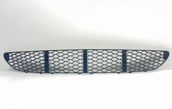 Mercedes-Benz E W211 Front bumper lower grill A2118850053