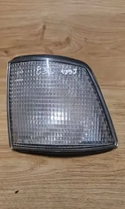 BMW 7 E38 Front indicator light