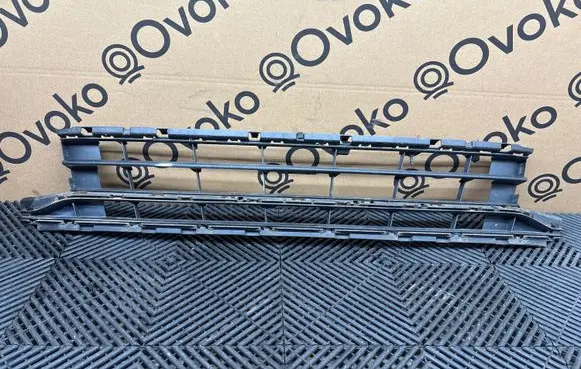 Volkswagen PASSAT B8 Front bumper lower grill 3G0853677
