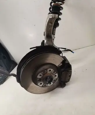 BMW X5 F15 Front wheel hub 7397863