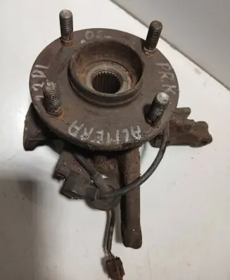 Nissan Almera N16 Front wheel hub