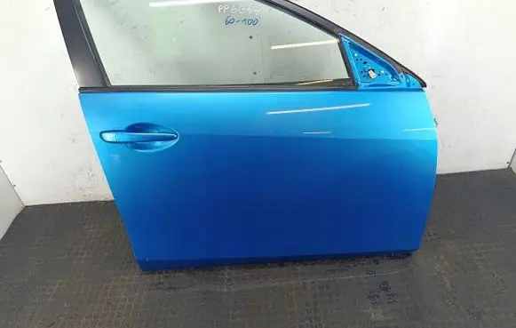 Mazda 3 II Front door 38J