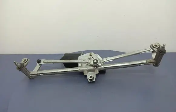 Skoda Octavia Mk1 (1U) Front wiper linkage and motor 