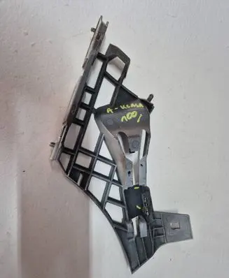 Mercedes-Benz A W176 Front bumper mounting bracket A1768850421