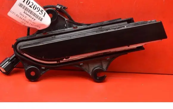Tesla Model X Front door exterior handle 1035419-00-D