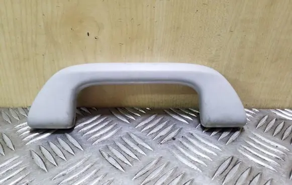 Honda CR-V Front interior roof grab handle