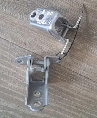 Nissan X-Trail T33 Front door hinges set AB35