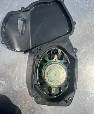 Ford Mondeo Mk III Front door speaker 1S7F19B171CG