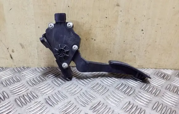 Subaru Outback Accelerator throttle pedal 36010AG140 1988007120