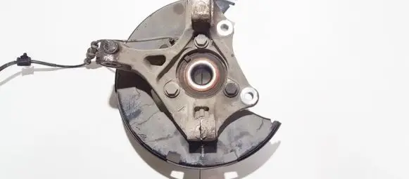 Opel Astra J Front wheel hub 0106