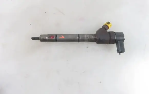 KIA Ceed Fuel injector 338002A400 0445110256
