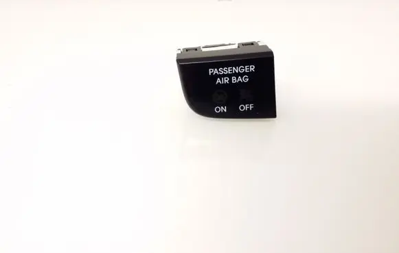 Hyundai ix35 Passenger airbag on/off switch 