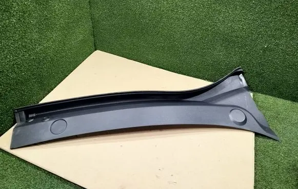 Volkswagen Crafter Wiper trim 7C1819404 7C2819404