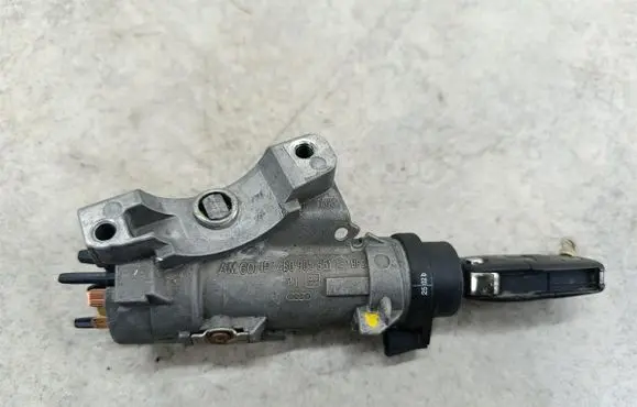 Audi A4 S4 B6 8E 8H Ignition lock 4B0905851G