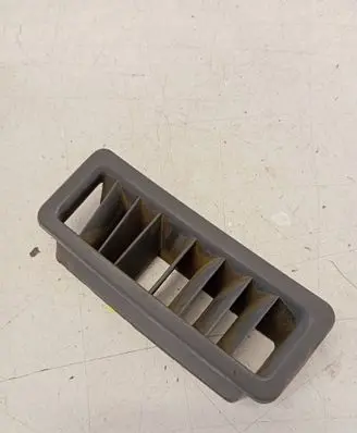 Volkswagen Transporter - Caravelle T4 Dash center air vent grill 705819071