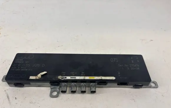 Audi A6 S6 C6 4F Aerial antenna amplifier 4F9035225D