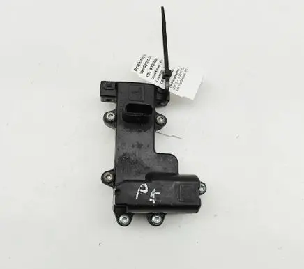 Tesla Model X Door control unit/module 104535300B