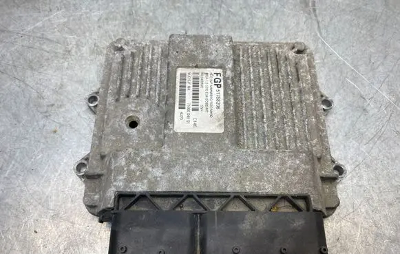 Lancia Musa Engine control unit/module 51758206 7160004501