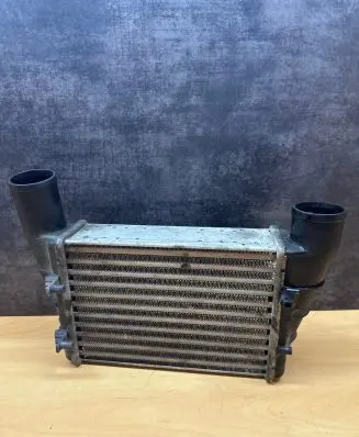 Audi A4 S4 B5 8D Intercooler radiator 058145805A