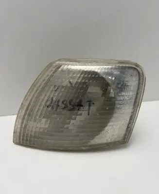 Volkswagen PASSAT B5 Front indicator light 3B0953049C 41577 3B0953041C
