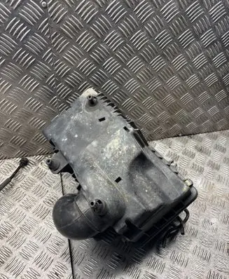 Mazda 6 Air filter box RF8G K3804