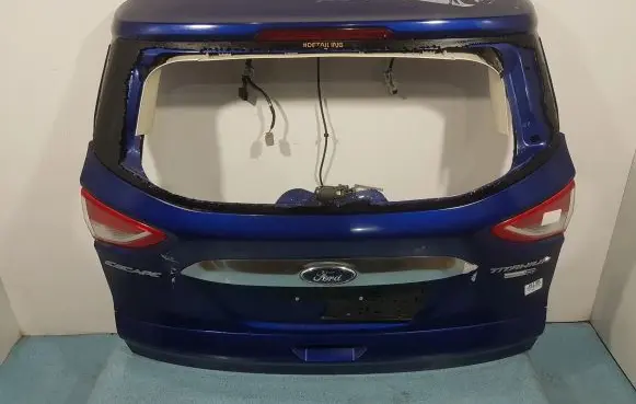 Ford Escape III Tailgate/trunk/boot lid