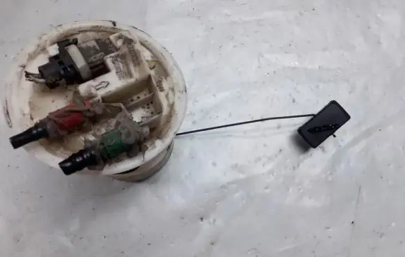 Renault Megane I Fuel level sensor 