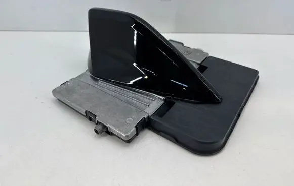 Opel Corsa F Radio antenna 9863647080