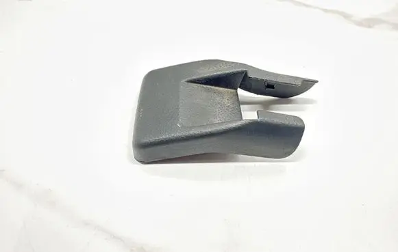 Nissan Murano Z50 Front passenger seat rail trim 