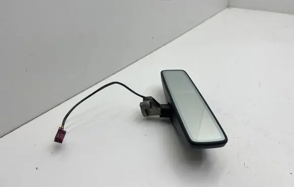 Rear view mirror (interior)