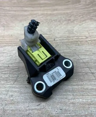 Toyota Corolla Verso AR10 Airbag deployment crash/impact sensor 891730D020 USED