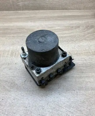 Nissan Primera ABS Pump 47660AV712 0265231317