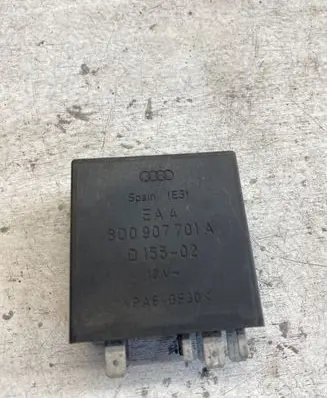 Audi A4 S4 B5 8D Other relay 8d0907701a