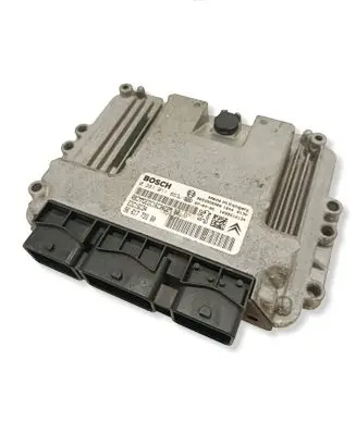 Citroen C4 I Engine control unit/module 9661773380 9653958980 0281011863