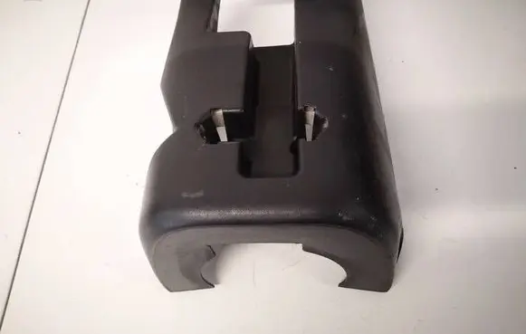 Mitsubishi Outlander Steering wheel column trim 