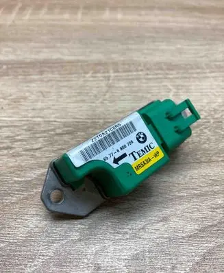 BMW 5 E39 Airbag deployment crash/impact sensor 6900728
