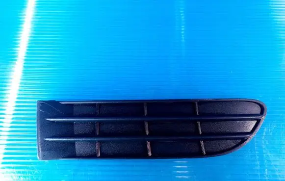 Volvo S40 Front bumper lower grill 30744922