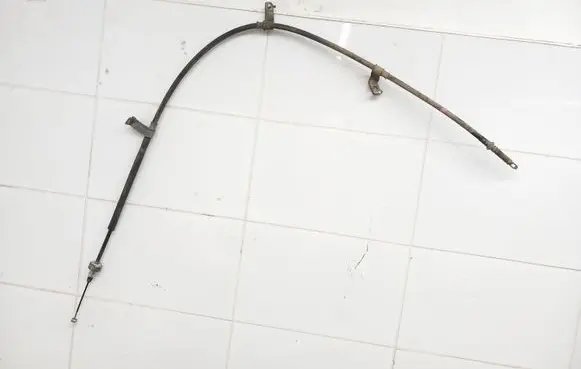 Hyundai i10 Handbrake/parking brake wiring cable 