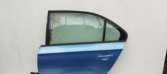 Seat Toledo IV (NH) Rear door