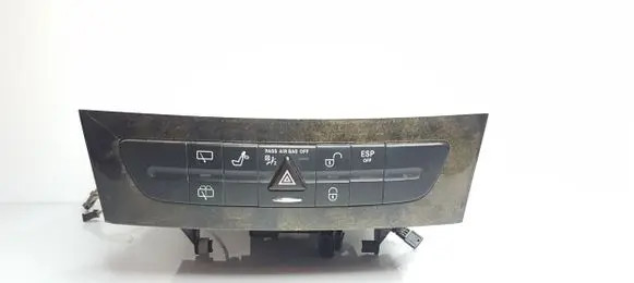 Mercedes-Benz E W211 CD/DVD changer A2116800572