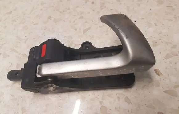 Hyundai Santa Fe Rear door interior handle 82623CM000
