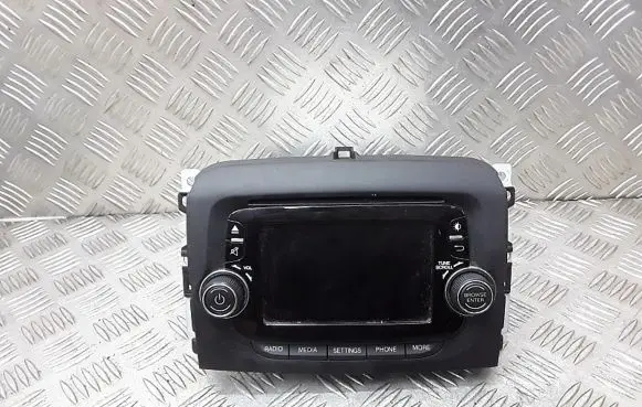 Fiat 500L Radio/CD/DVD/GPS head unit 07356230290