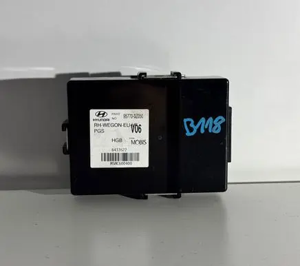 Hyundai i40 Parking PDC control unit/module 957703Z050 MSMC600400 6433522