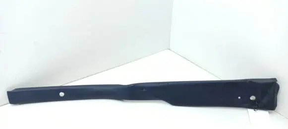 Mercedes-Benz COMPAKT W115 (B) pillar trim (top)