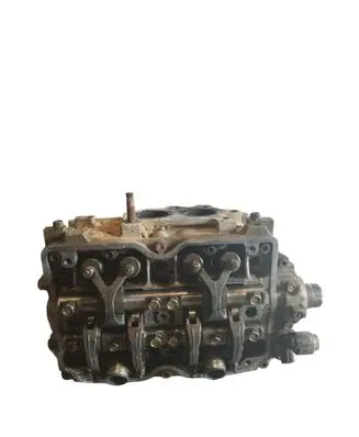 Subaru Legacy Engine head 