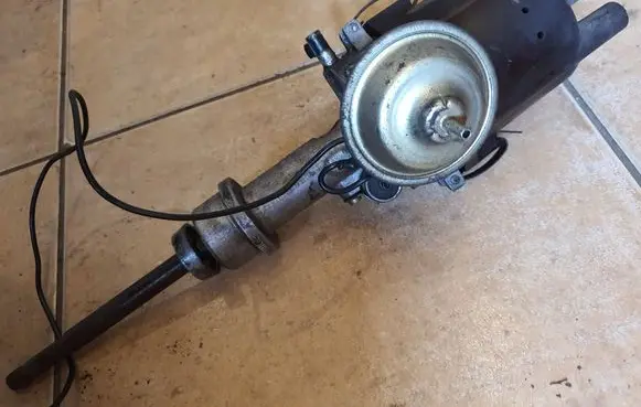 VAZ 2101 Spark distributor 30370601 1530